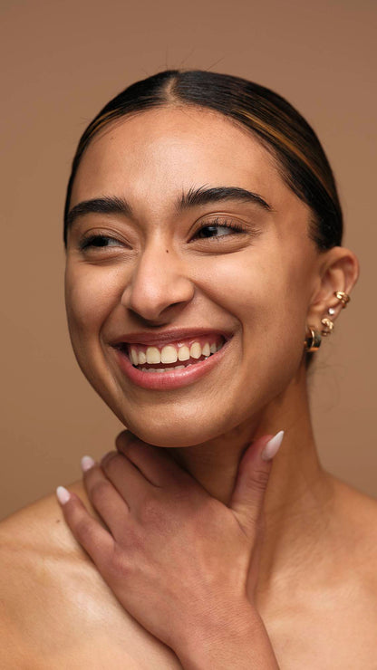 Gorgeous - US 5541