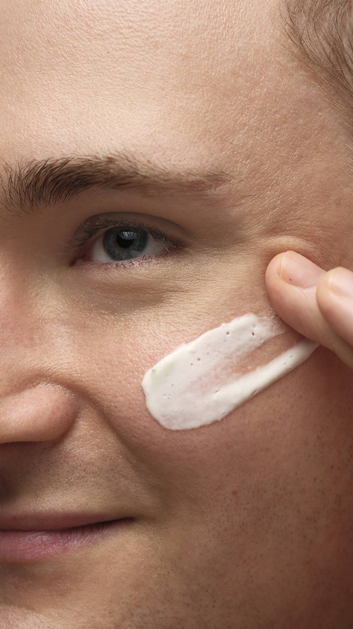 Cosmetic Lad Self-Preserving - US 2141
