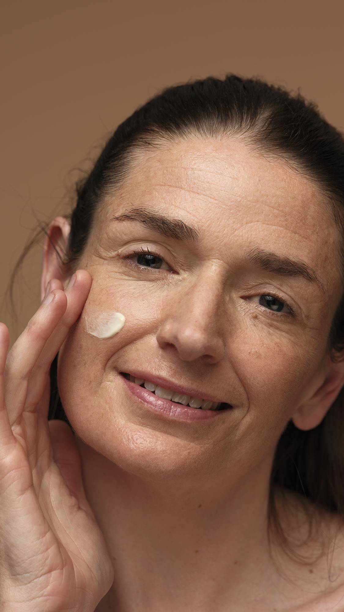 Skin's Shangri La Self-Preserving - US 7998