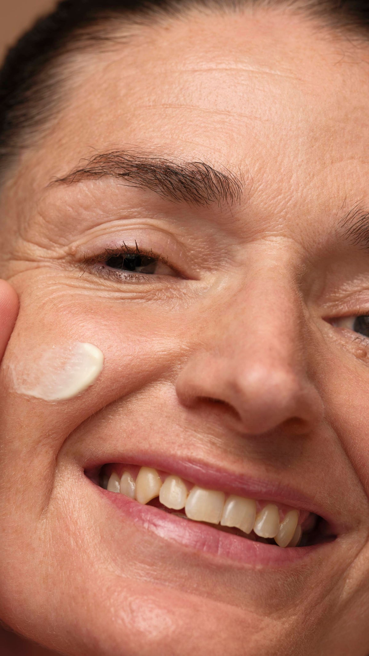 Skin's Shangri La Self-Preserving - US 7998